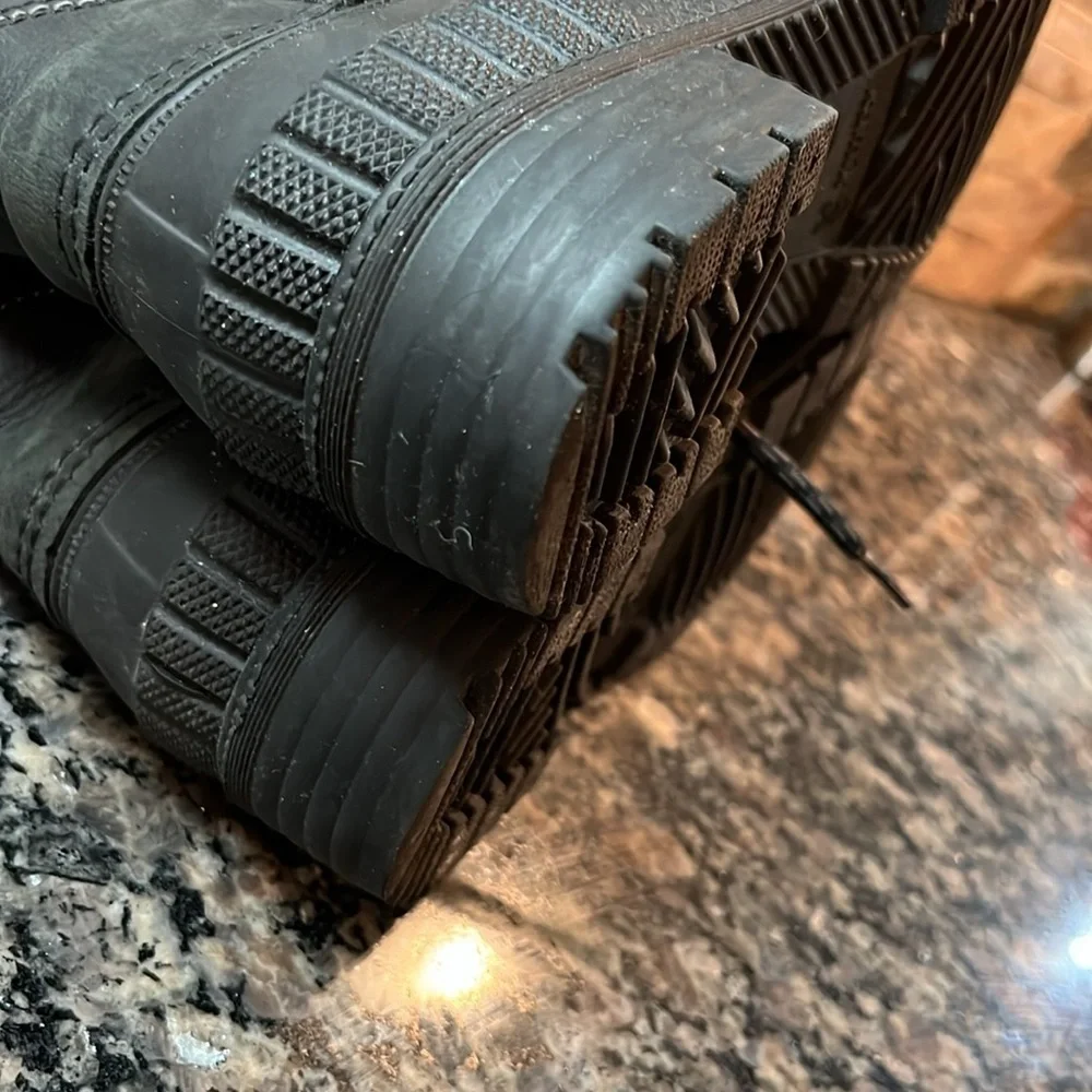 Kamik waterproof winter boots 8